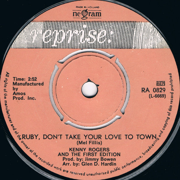 Kenny Rogers & The First Edition : Ruby, Don't Take Your Love To Town (7", Single)