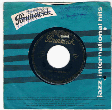 Brenda Lee : Let's Jump The Broomstick (7", Single)