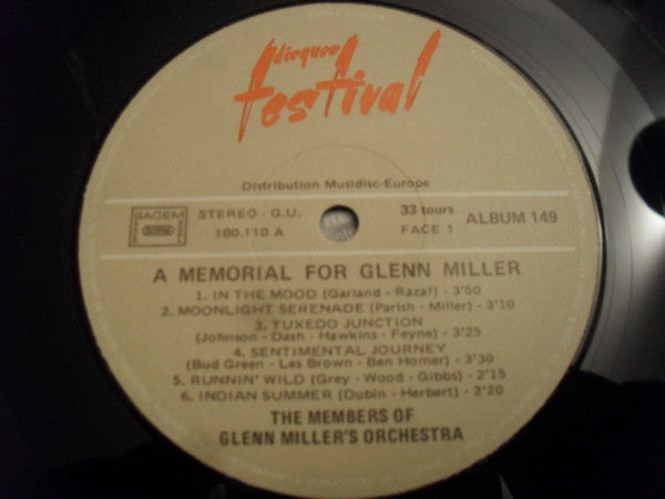 Glenn Miller And His Orchestra : Glenn Miller Golden Greats (3xLP, Comp)
