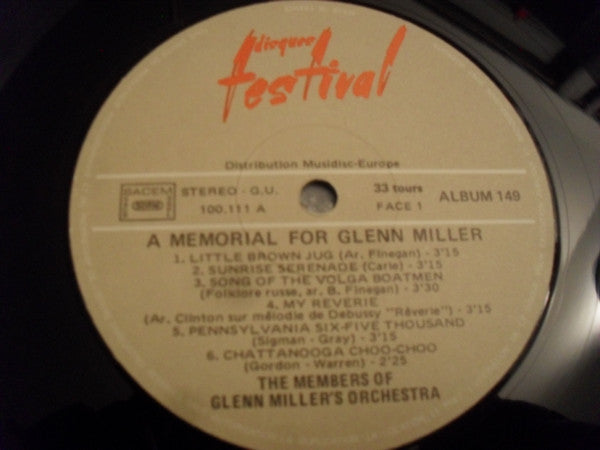 Glenn Miller And His Orchestra : Glenn Miller Golden Greats (3xLP, Comp)