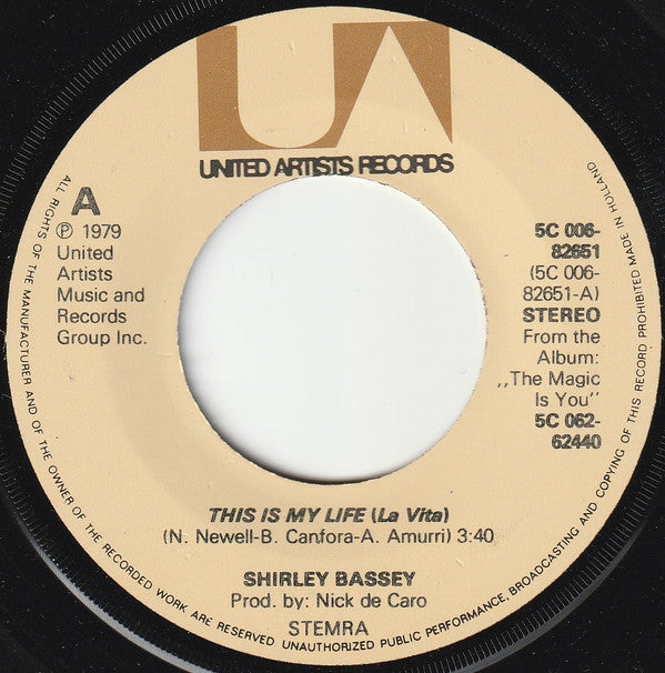 Shirley Bassey : This Is My Life (La Vita) (7", Single)