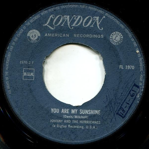 Johnny And The Hurricanes : Molly-O / You Are My Sunshine (7", Single)