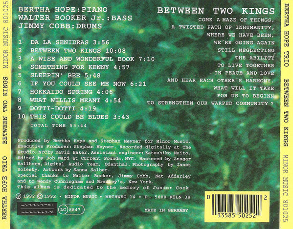 Bertha Hope Trio : Between Two Kings (CD, Album)