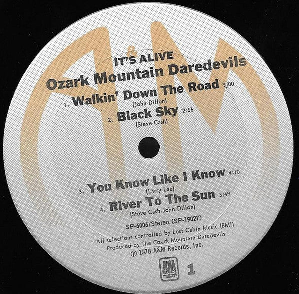 The Ozark Mountain Daredevils : It's Alive (2xLP, Album, Ter)