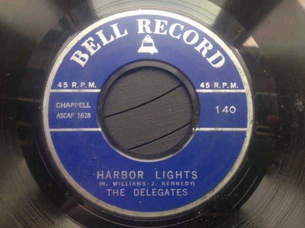 The Delegates (11) / The Smiths (3) : Harbor Lights / El Matador (7", Single)