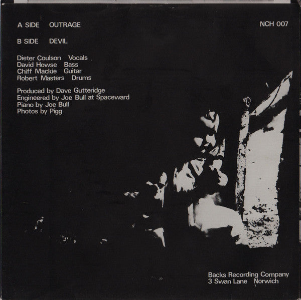 Gothic Girls : Outrage (7")
