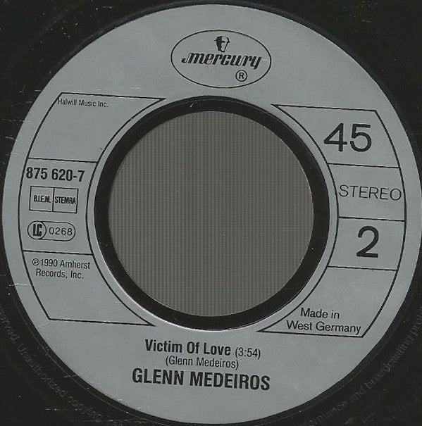 Glenn Medeiros Featuring Bobby Brown : She Ain't Worth It (7", Single)